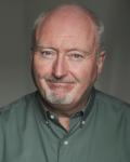 The actor playing Asha's father